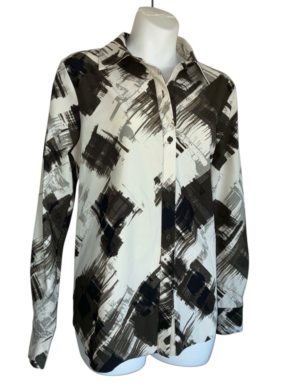 Lysse Buttondown Shirt women's M, Brushstroke Print in Black/Olive/White. EUC